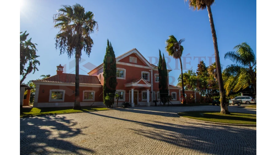 Quinta T4 para Venda em Olhão Foto 2