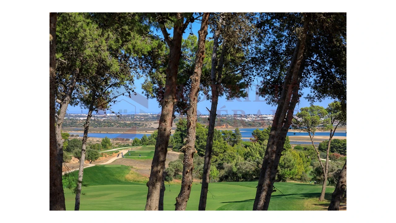 Apartamento T1 para Venda em Odiaxere Foto 20