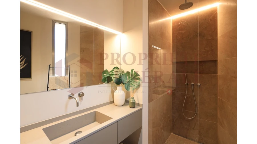 Apartamento T1 para Venda em Odiaxere Foto 9