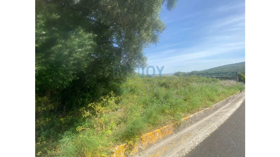 Terreno para Venda em Fanhões Foto 4