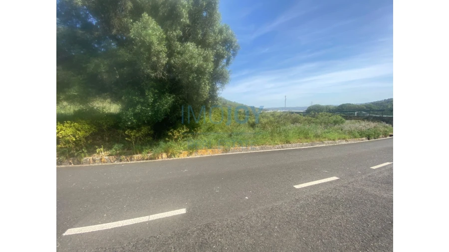 Terreno para Venda em Fanhões Foto 9