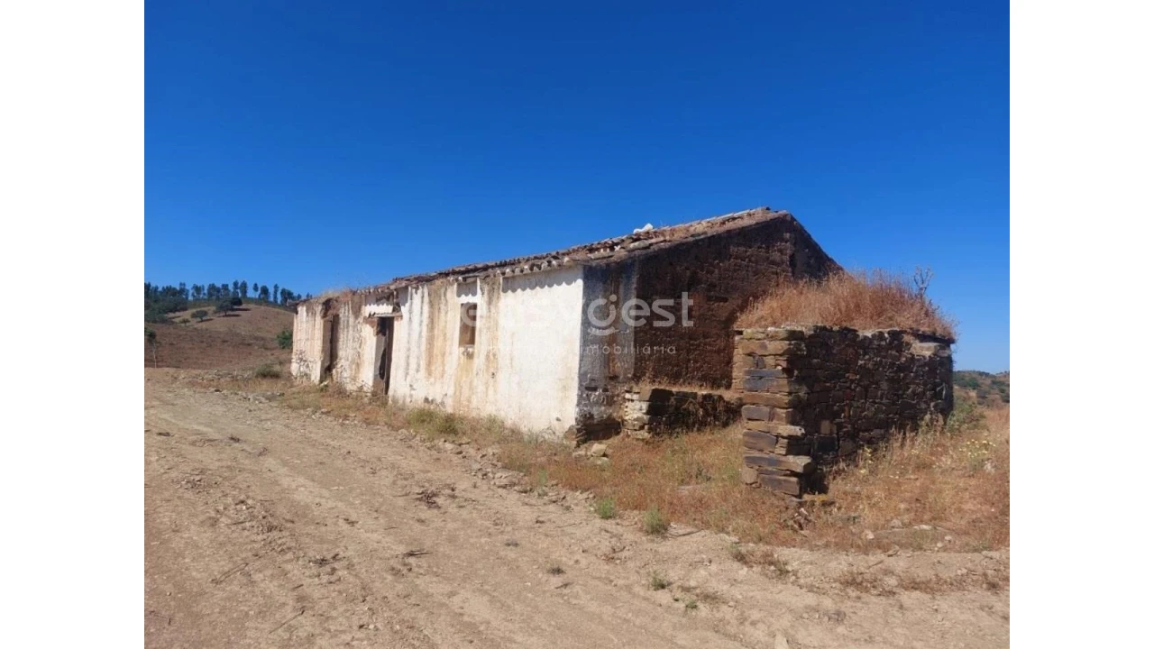 Quinta T2 para Venda em Santana da Serra Foto 3
