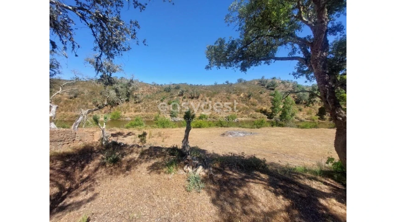 Quinta T2 para Venda em Santana da Serra Foto 13