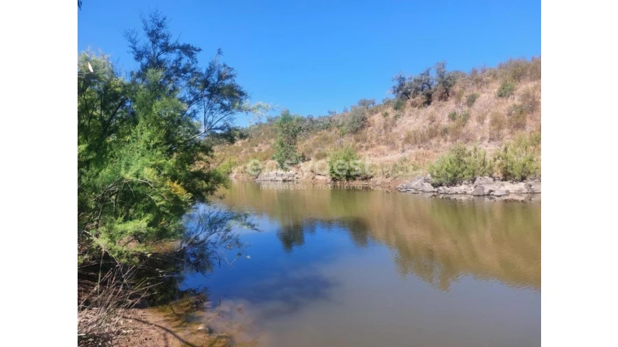 Quinta T2 para Venda em Santana da Serra Foto 9