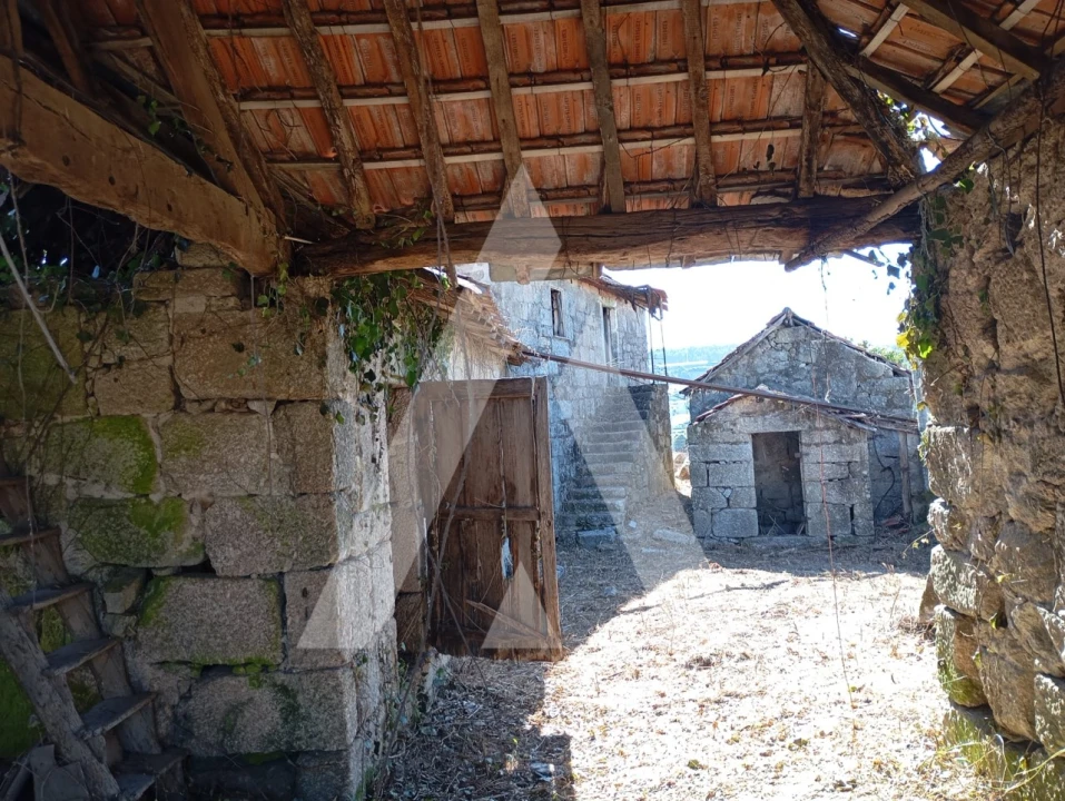 Quinta T2 para Venda em Guilhufe e Urrô Foto 17