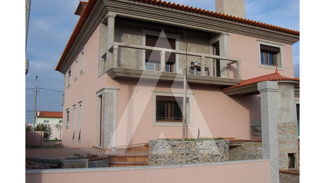 Moradia T6 para Venda em Gafanha da Boa Hora Foto 1