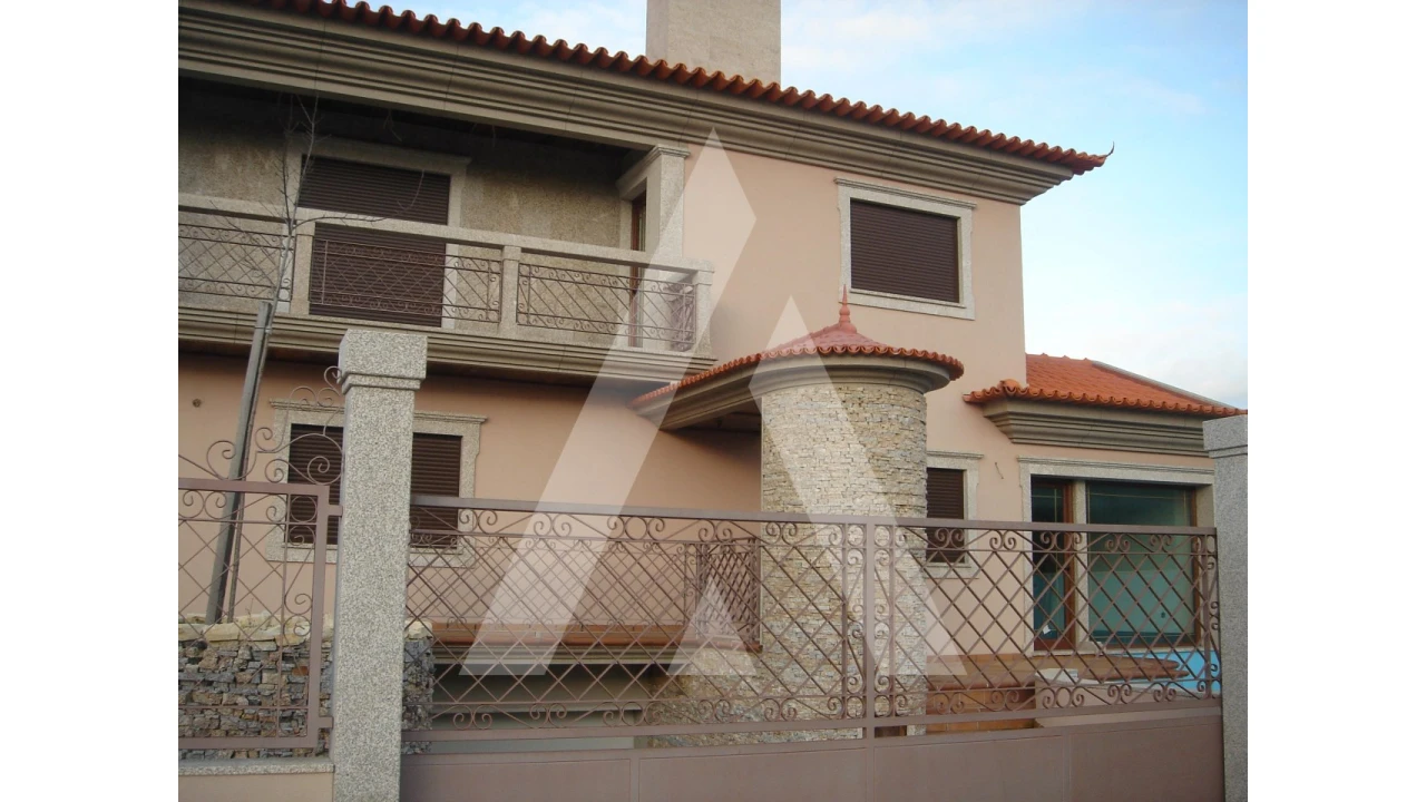 Moradia T6 para Venda em Gafanha da Boa Hora Foto 3