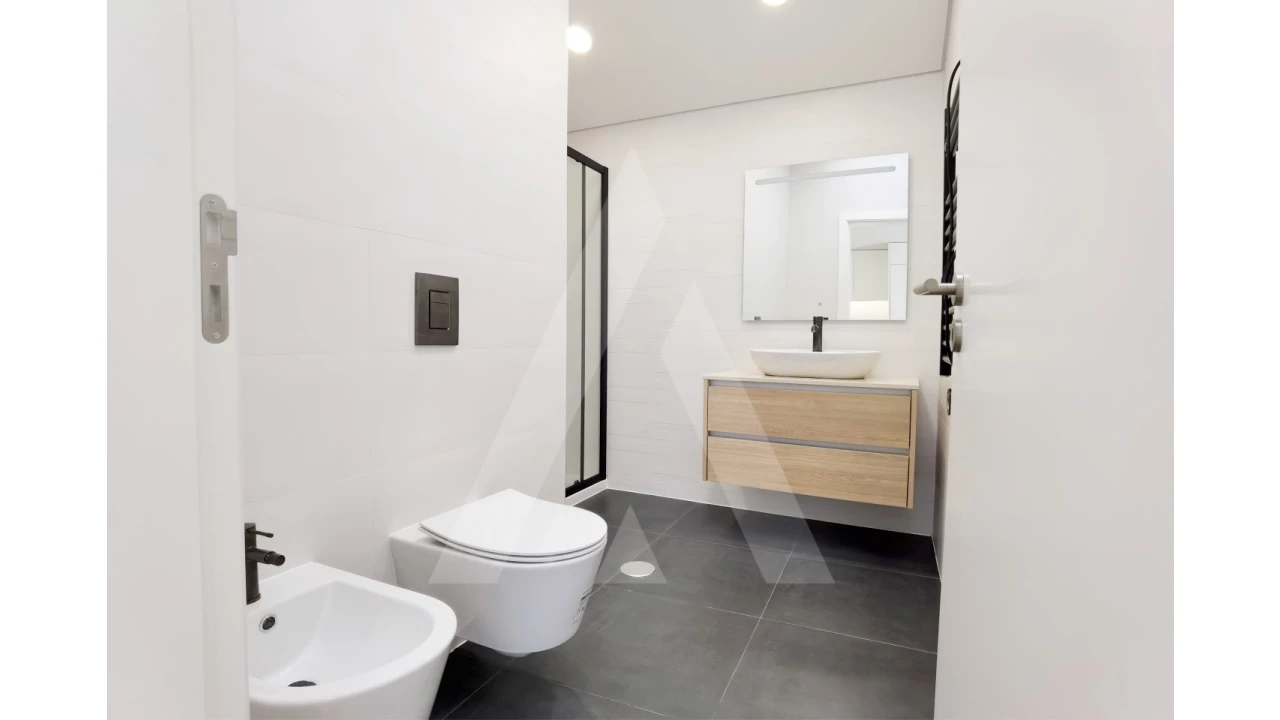 Apartamento T1 para Venda em Glória e Vera Cruz Foto 30