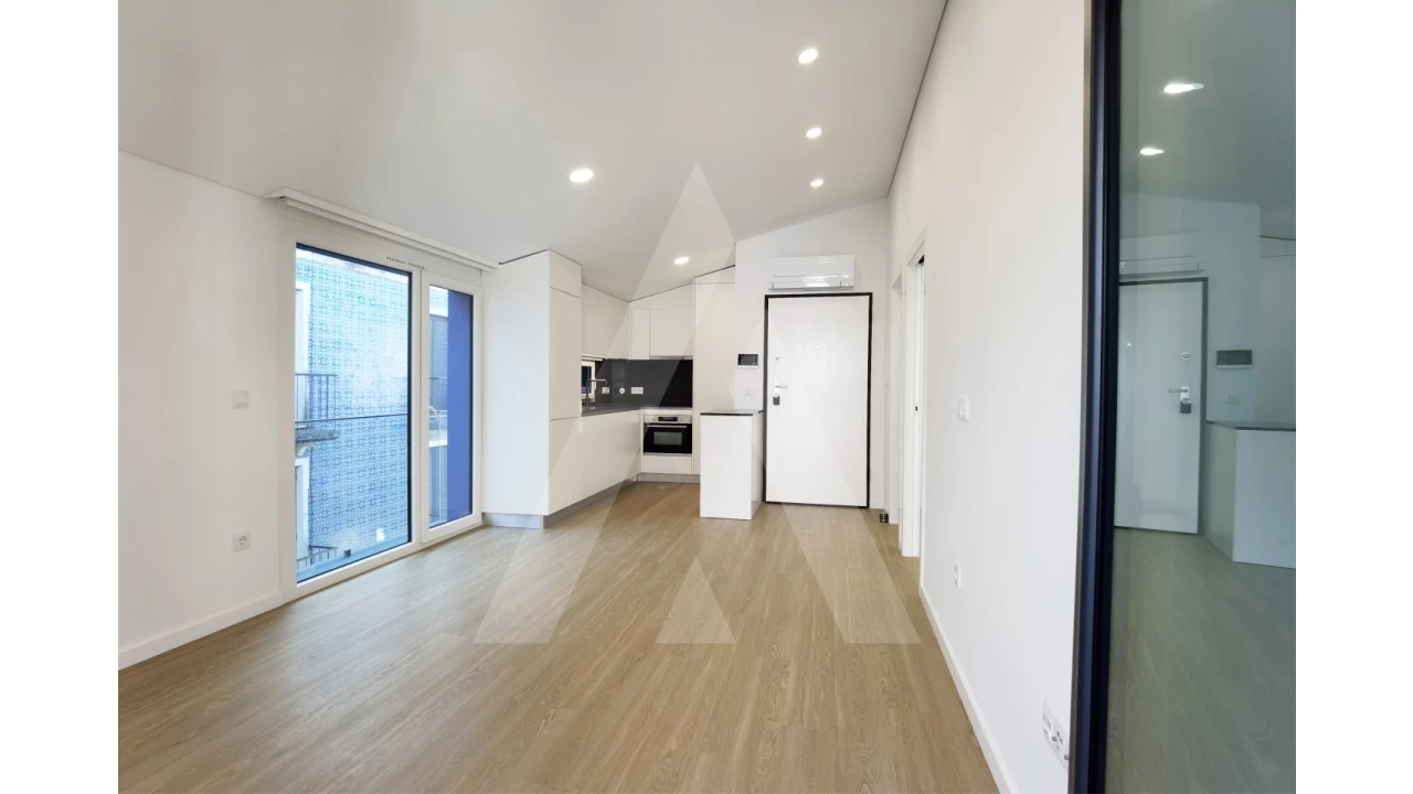 Apartamento T1 para Venda em Glória e Vera Cruz Foto 7
