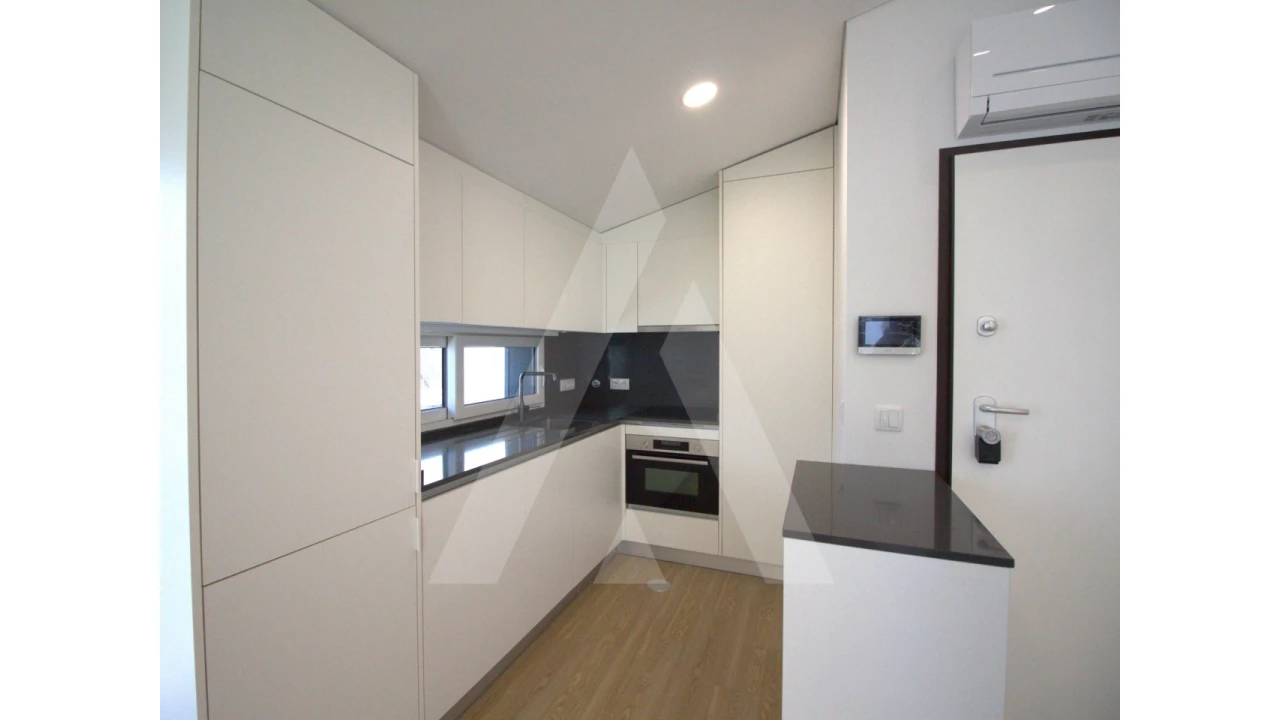Apartamento T1 para Venda em Glória e Vera Cruz Foto 13