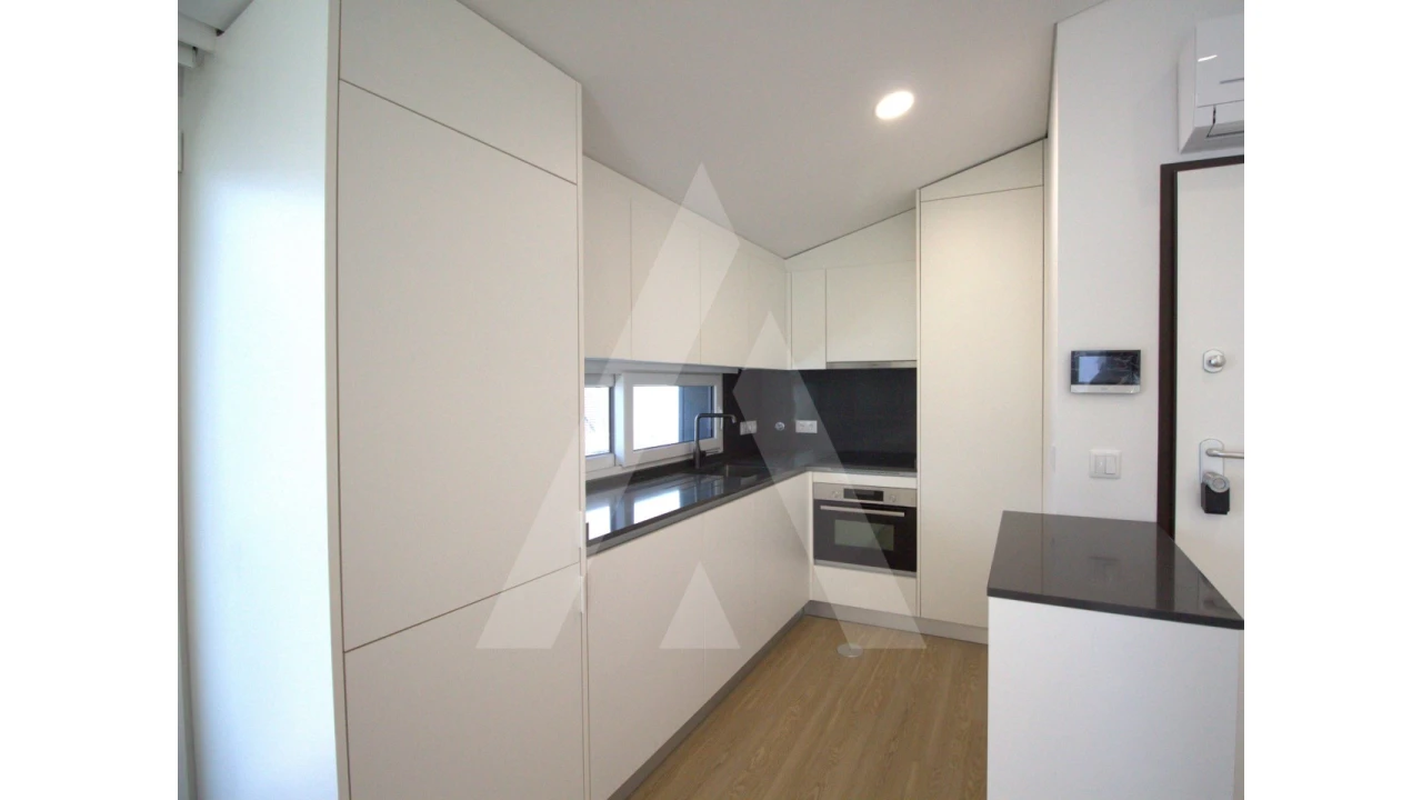 Apartamento T1 para Venda em Glória e Vera Cruz Foto 19