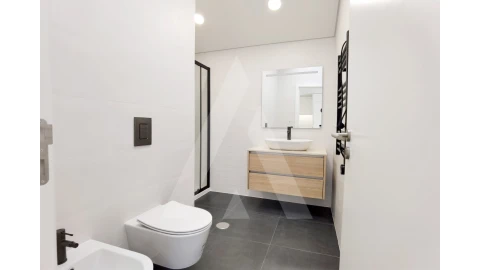 Apartamento T1 para Venda em Glória e Vera Cruz