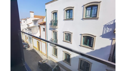 Apartamento T1 para Venda em Glória e Vera Cruz