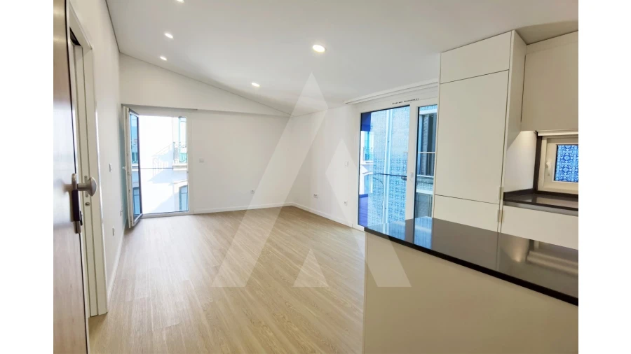 Apartamento T1 para Venda em Glória e Vera Cruz Foto 9