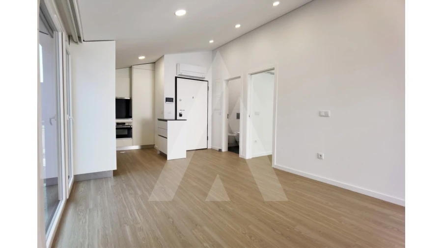 Apartamento T1 para Venda em Glória e Vera Cruz Foto 14