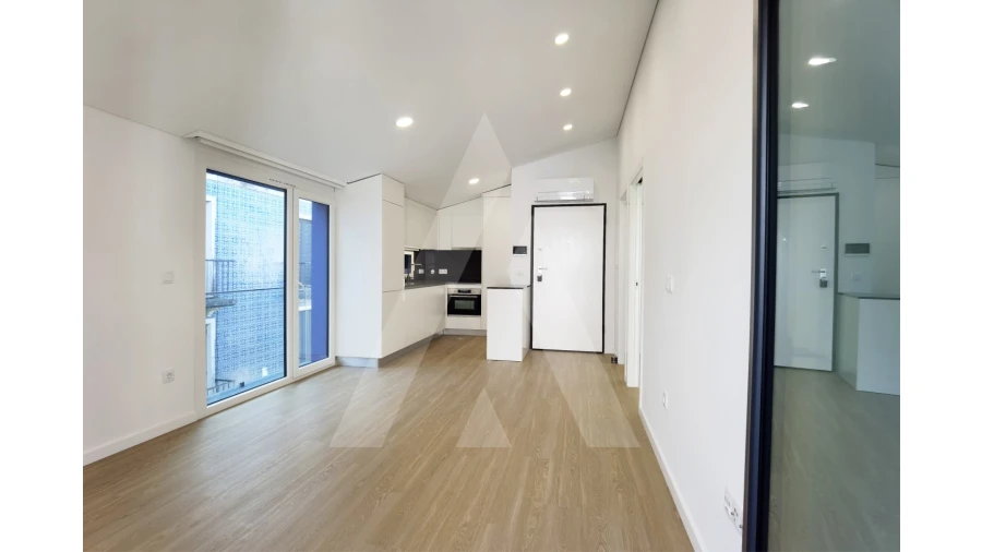 Apartamento T1 para Venda em Glória e Vera Cruz Foto 7