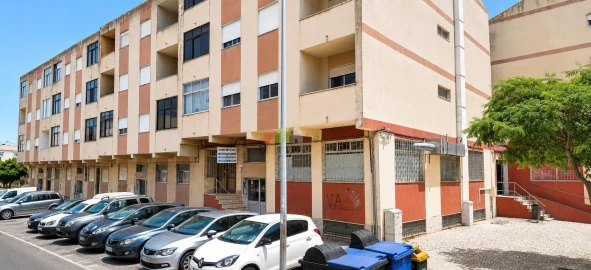 Loja para Venda em Baixa da Banheira e Vale da Amoreira