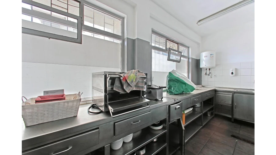 Loja para Venda em Baixa da Banheira e Vale da Amoreira Foto 10