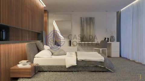 Moradia T4 para Venda em Gulpilhares e Valadares