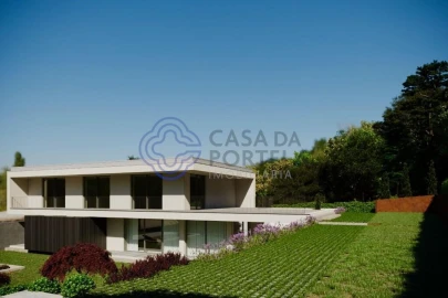 Moradia T4 para Venda em Gulpilhares e Valadares