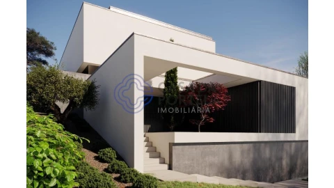 Moradia T4 para Venda em Gulpilhares e Valadares