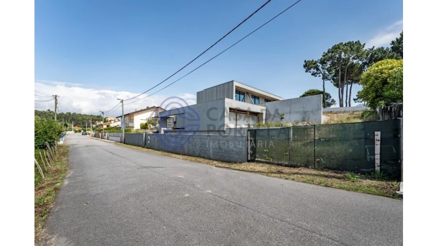 Moradia T4 para Venda em Gulpilhares e Valadares Foto 11