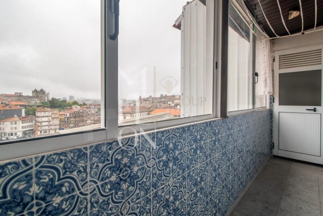 Prédio para Venda em Cedofeita, Santo Ildefonso, Sé, Miragaia, São Nicolau e Vitória Foto 24