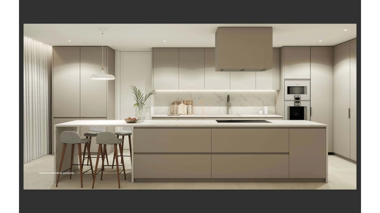 Apartamento T4 para Venda em Aldoar, Foz do Douro e Nevogilde Foto 1