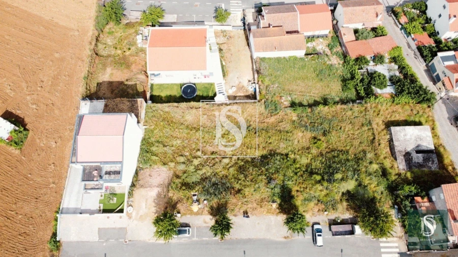 Terreno para Venda em Sé, Santa Maria e Meixedo Foto 2
