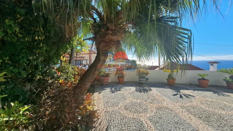 Moradia T4 para Venda em Funchal (Santa Maria Maior)