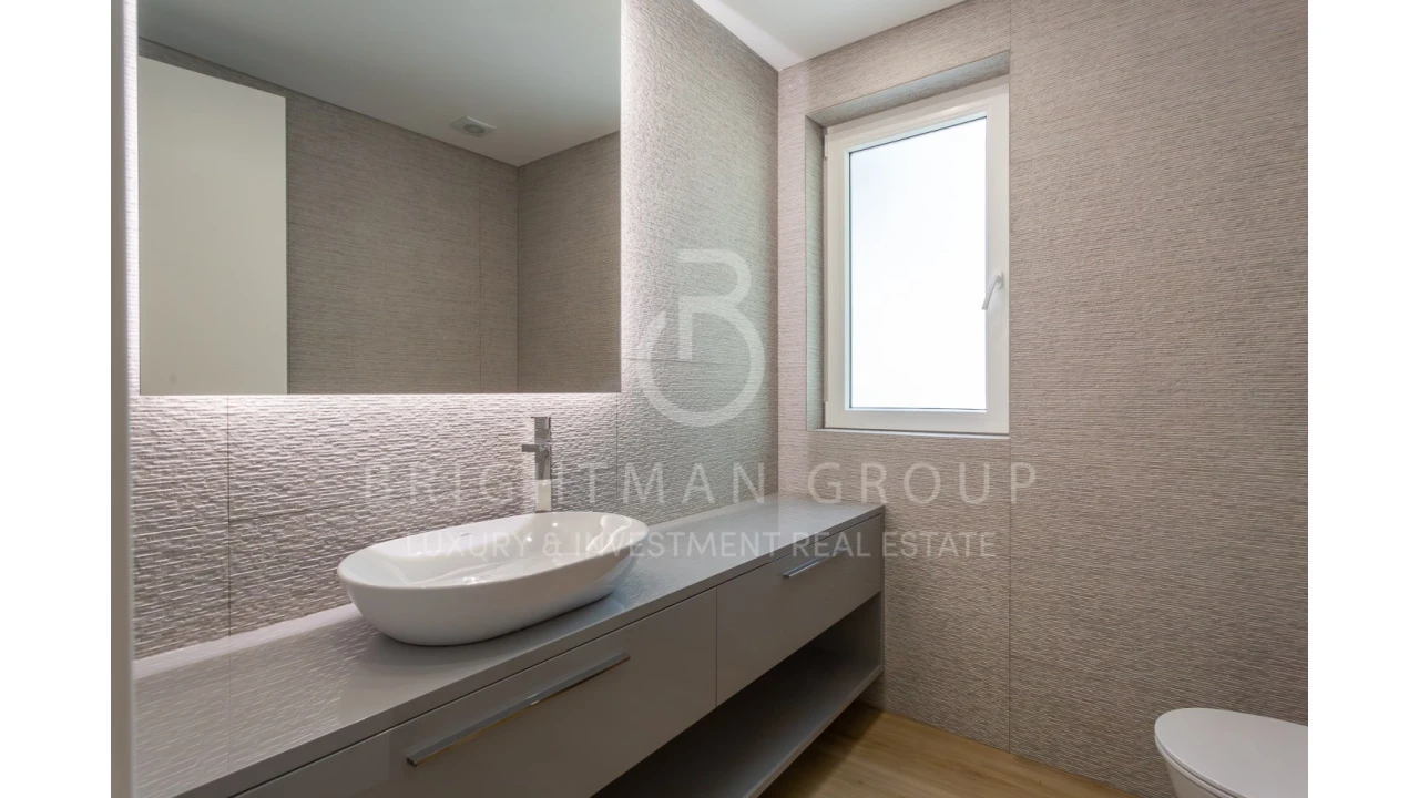 Apartamento T3 para Venda em Carcavelos e Parede Foto 16
