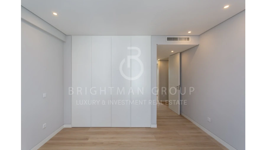 Apartamento T3 para Venda em Carcavelos e Parede Foto 3