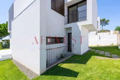 Moradia T4 para Venda em Alcabideche