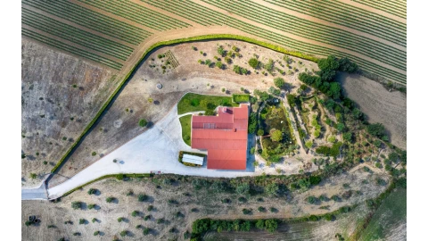 Armazém para Venda em Achete, Azoia de Baixo e Póvoa de Santarém