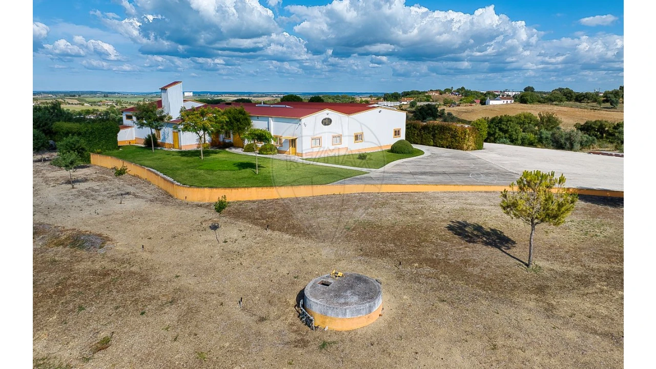 Armazém para Venda em Achete, Azoia de Baixo e Póvoa de Santarém Foto 45