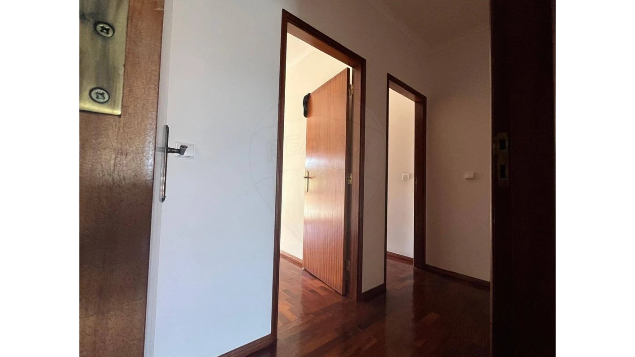 Apartamento T3 para Venda em Benedita Foto 12