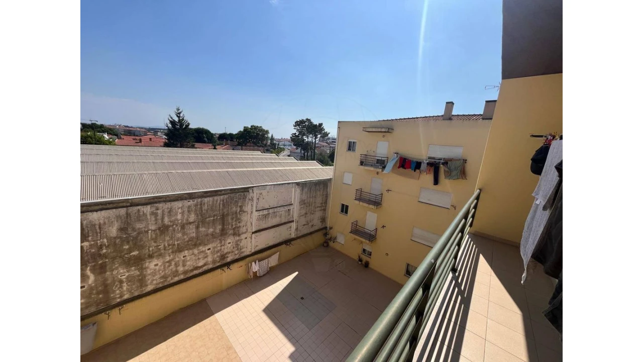 Apartamento T3 para Venda em Benedita Foto 16