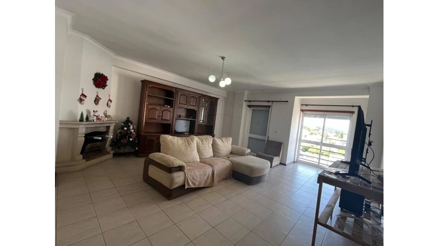 Apartamento T3 para Venda em Benedita