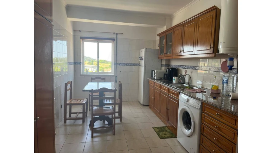 Apartamento T3 para Venda em Benedita Foto 3