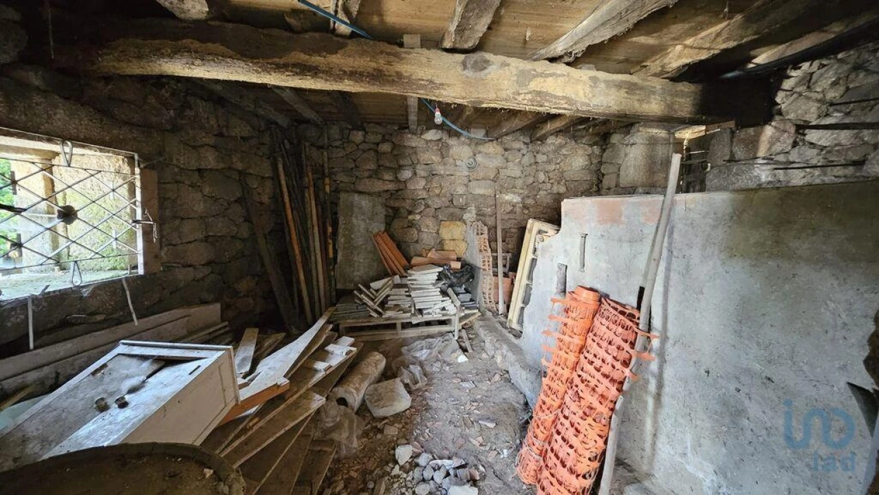 Moradia T5 para Venda em Chave Foto 8