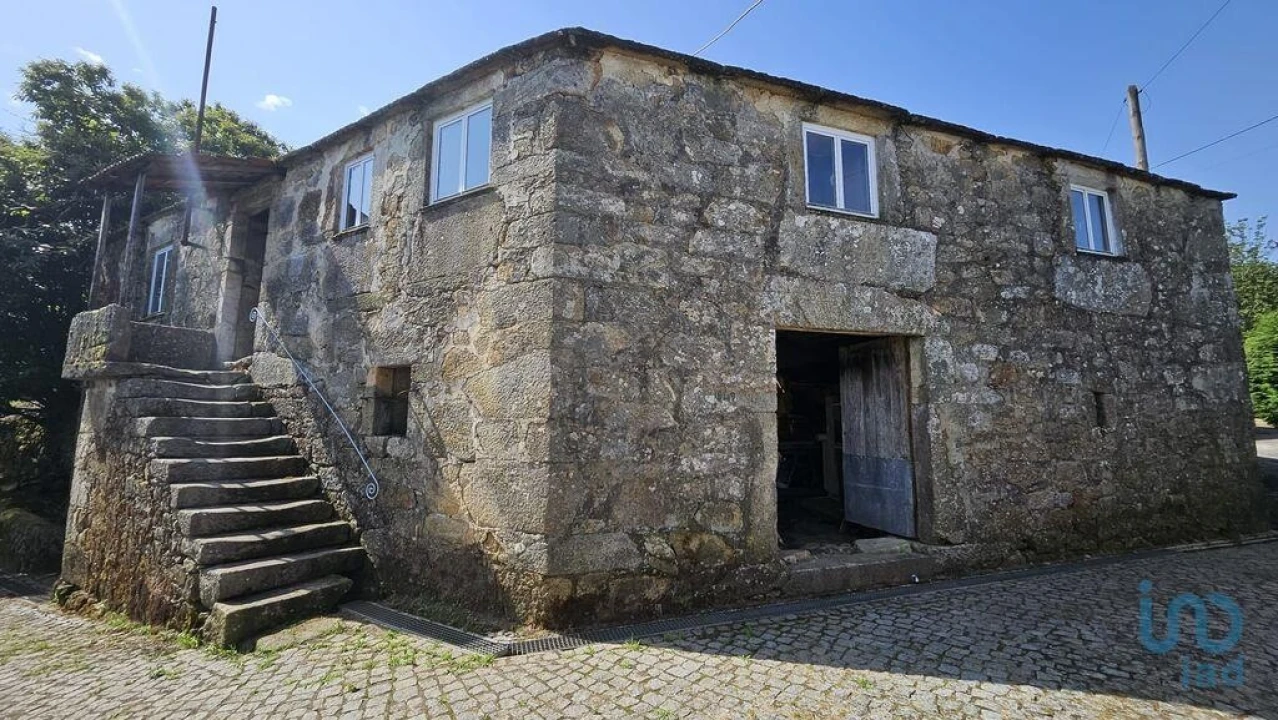 Moradia T5 para Venda em Chave Foto 1