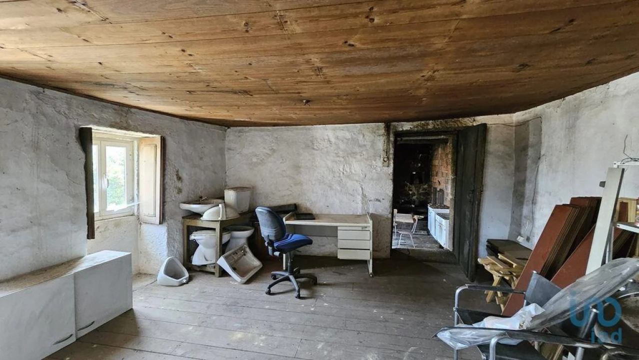 Moradia T5 para Venda em Chave Foto 3