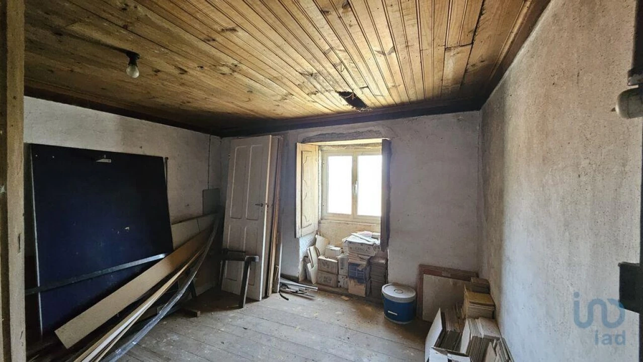 Moradia T5 para Venda em Chave Foto 6