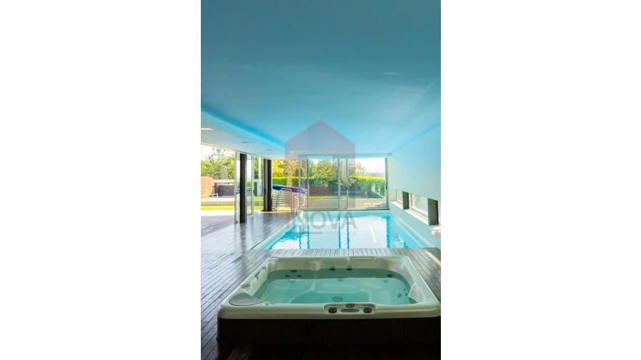 Moradia T4 para Venda em Sabariz Foto 28