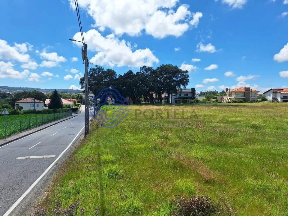Terreno para Venda em Santo Tirso, Couto (Santa Cristina e São Miguel) e Burgães Foto 9