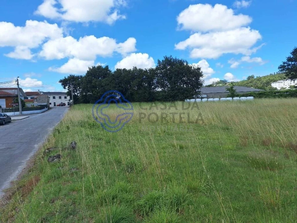 Terreno para Venda em Santo Tirso, Couto (Santa Cristina e São Miguel) e Burgães Foto 12