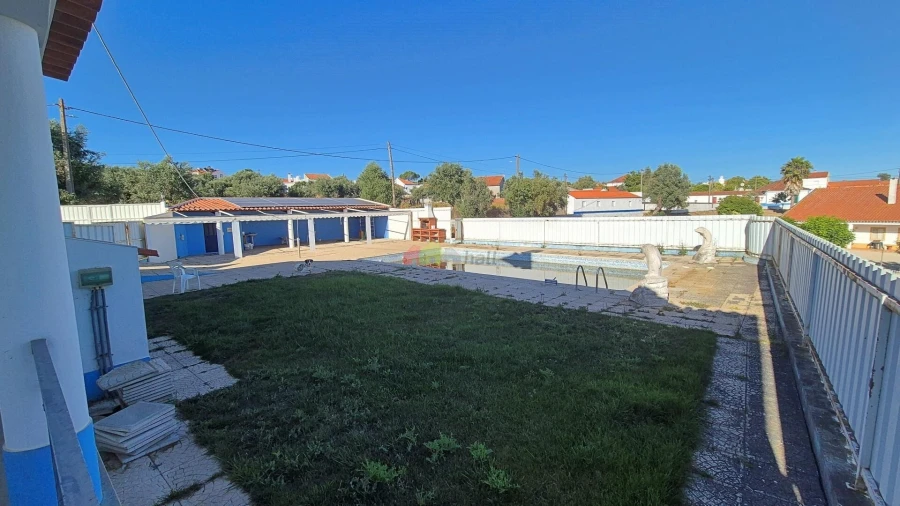 Moradia T5 para Venda em Gafanhoeira (São Pedro) e Sabugueiro Foto 11