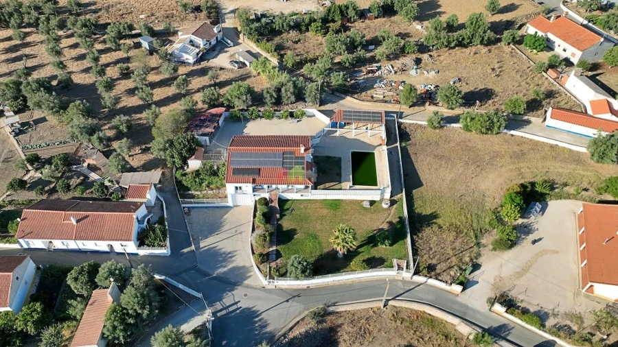 Moradia T5 para Venda em Gafanhoeira (São Pedro) e Sabugueiro Foto 6