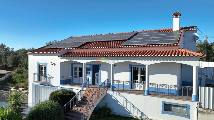 Moradia T5 para Venda em Gafanhoeira (São Pedro) e Sabugueiro