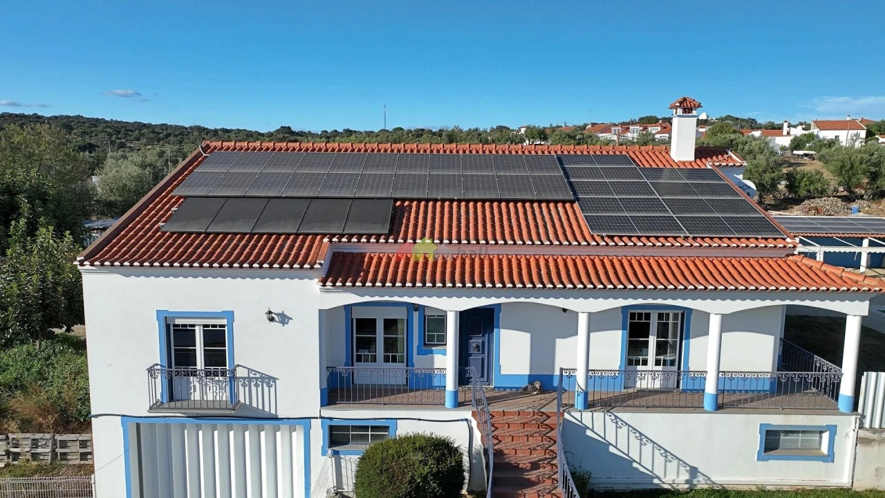 Moradia T5 para Venda em Gafanhoeira (São Pedro) e Sabugueiro Foto 4